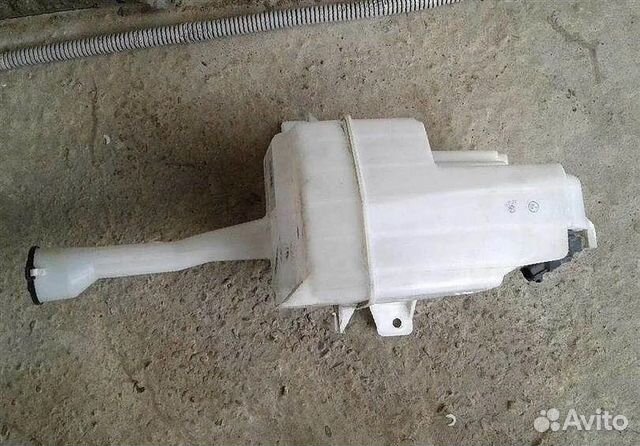 Бочок омывателя Camry 40 (06-09)