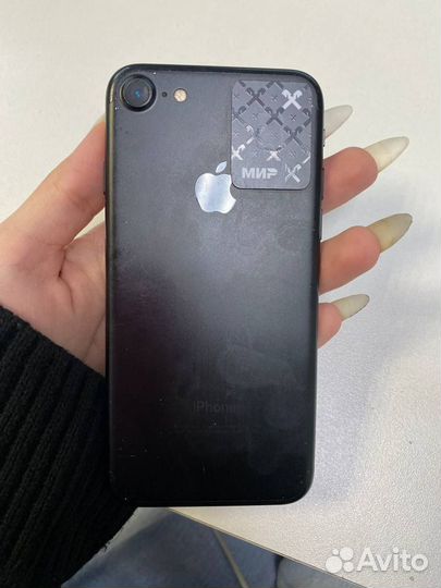 iPhone 7, 128 ГБ