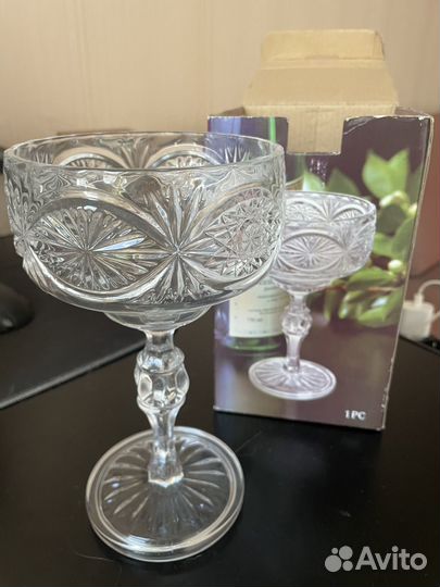 Хрустальная ваза