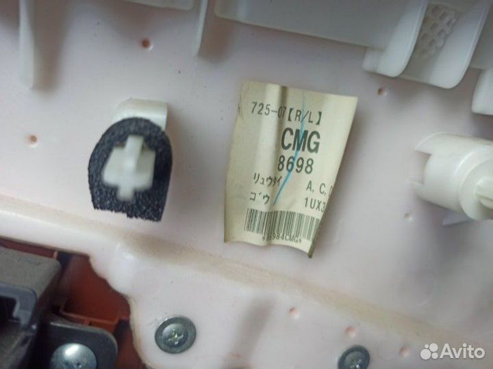 Дверная карта обшивка задняя левая Infiniti Ex35