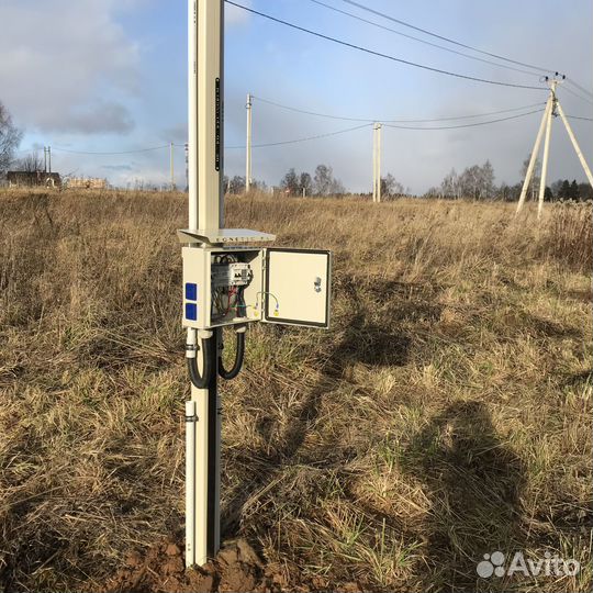 Столб металл для электричества на дачу