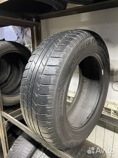 Goodyear Wrangler HP 235/65 R17 104V