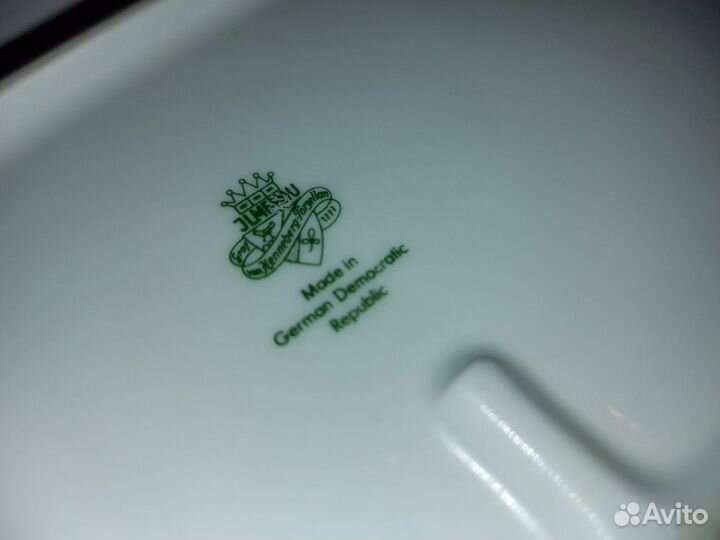 Пара фарфоровых блюд