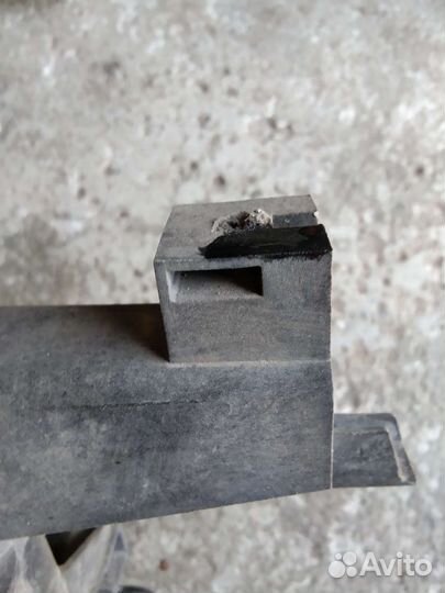 Радиатор охлаждения Шевроле Круз МКПП