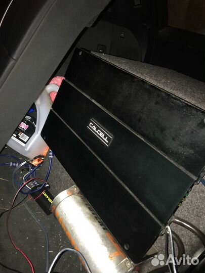 Сабвуфер kicker L10S32 + устлитель callcell 1000.1