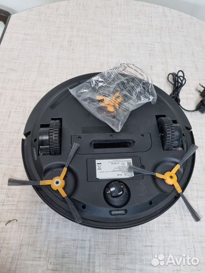 Робот пылесос royal wellfort VT-32