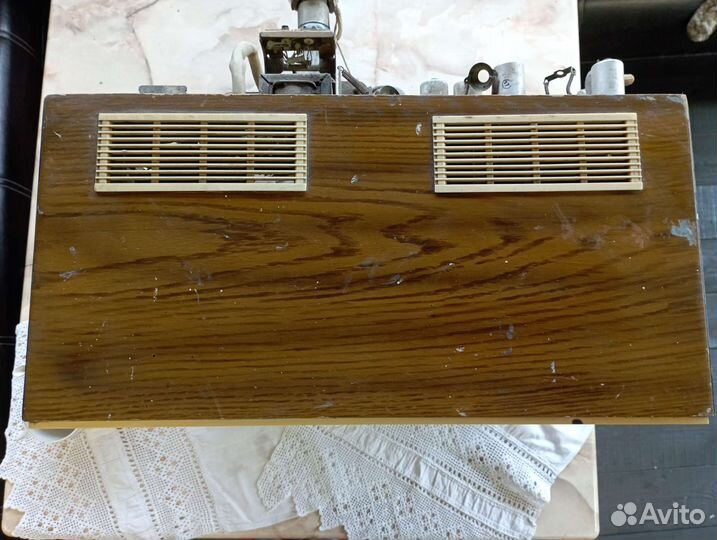 Ретро телевизор Рекорд 64