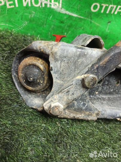 Рычаг нижний передний правый Nissan Atlas K2F23