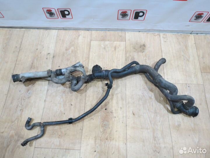 Патрубки системы охлаждения Volkswagen Passat B6