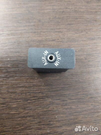 Разъем AUX Bmw X5 4.8I E70 N62N 4.8I 2008