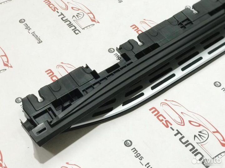 Пороги с подсветкой на Mercedes Benz GLS X167