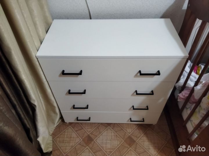 Комод белый