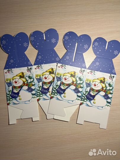 Коробка подарочная новогодняя