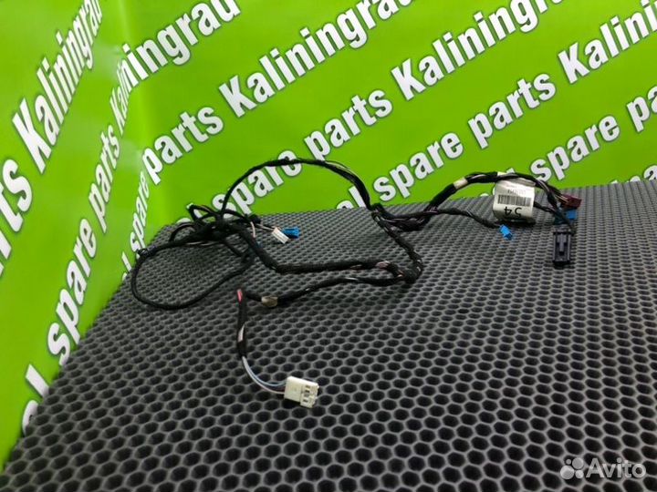 Проводка двери передняя левая Mercedes-Benz