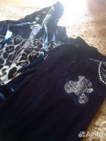 Спортивный костюм