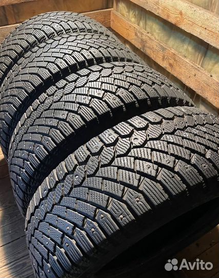 Continental ContiIceContact 4x4 235/60 R17