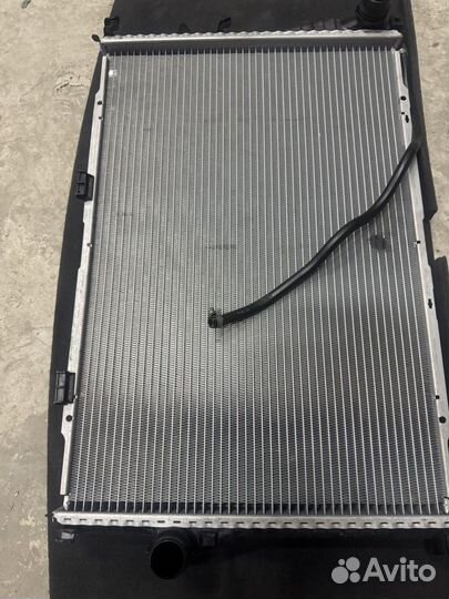 Радиатор охлаждения BMW E39 mahle 2022год