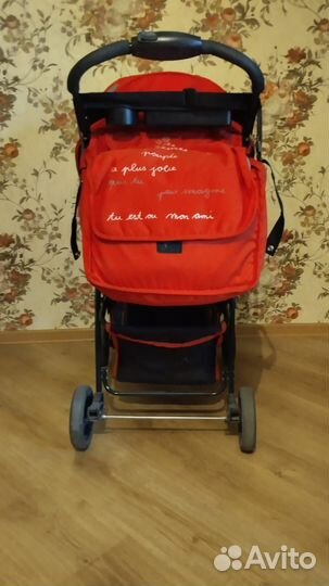Прогулочная коляска