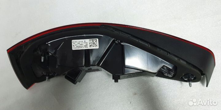 Audi Q3 рест левый светодиодный задний фонарь ес