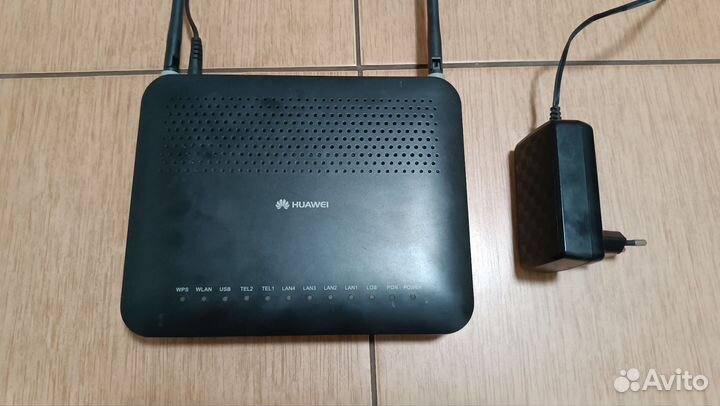 Оптический роутер Huawei HG8245