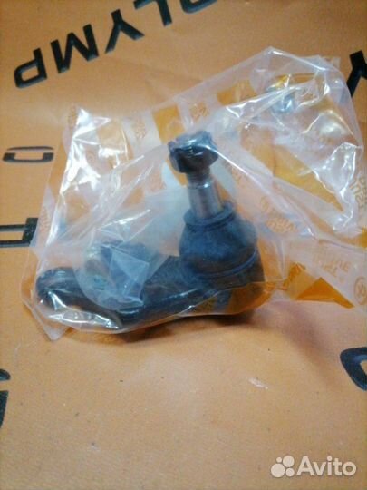 Шаровая опора верхняя передняя Toyota Hilux Surf