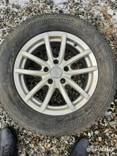 Yokohama Geolandar I/T-S G073 215/65 R16