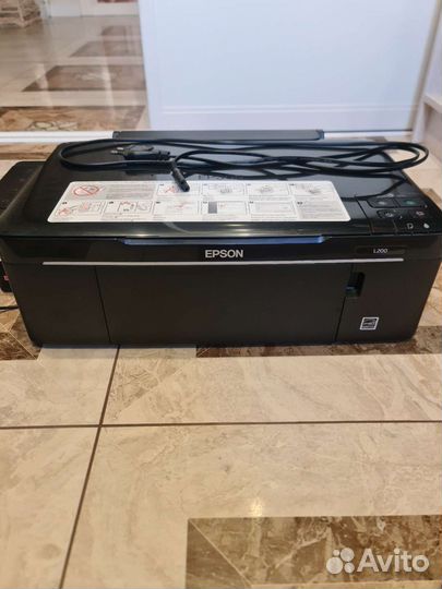 Принтер epsonl200