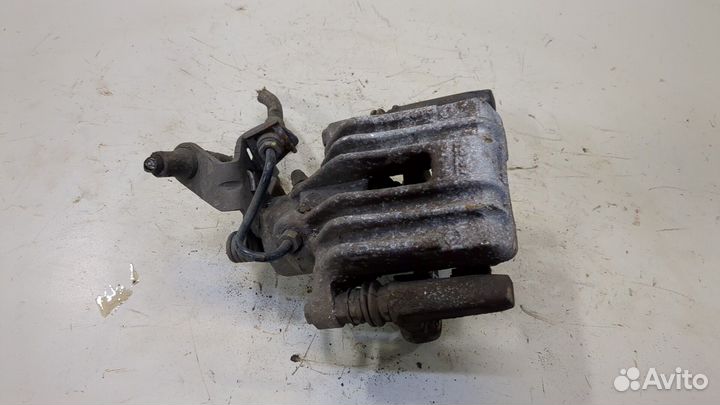 Суппорт Skoda Yeti, 2012