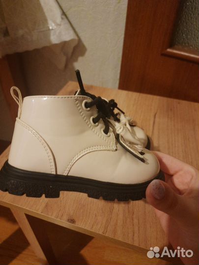 Ботинки демисезонные для девочки 21 размер