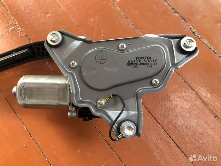 Мотор дворников Toyota Alphard ANH10