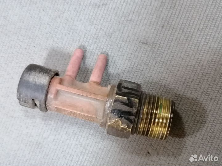 Клапан вакуумный Toyota Lite Ace 3Y 2.0 1985-1991