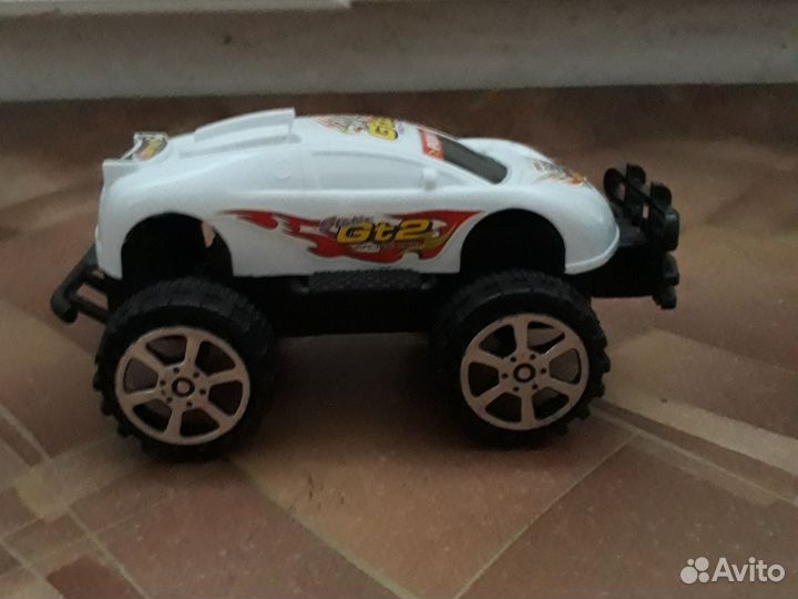 Машинка-джип