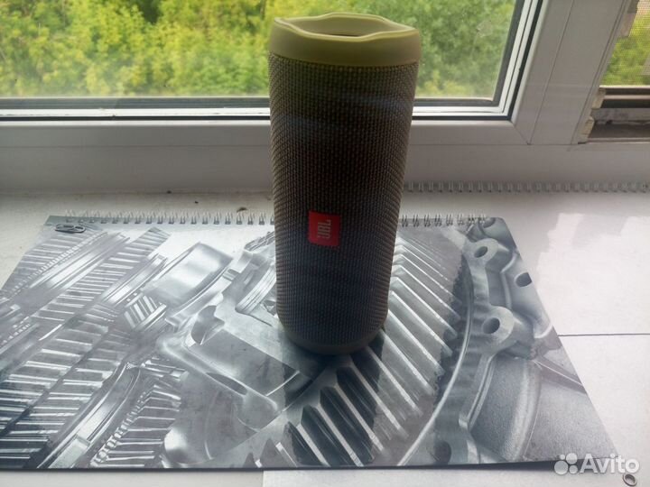 Портативная колонка JBL Flip 4