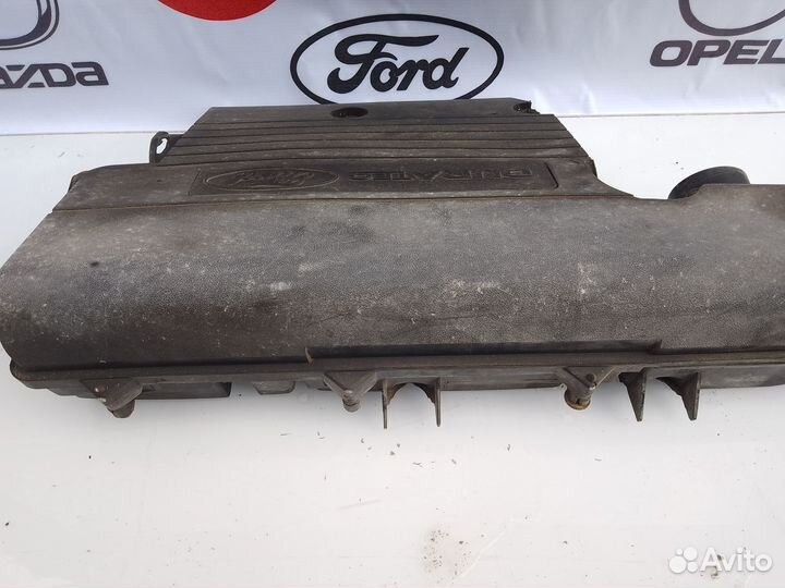 Корпус воздушного фильтра Ford Fusion