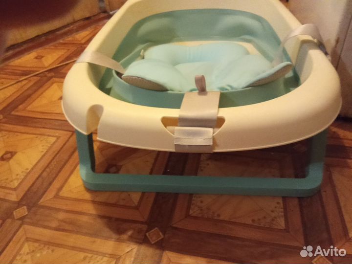 Ванночка для купания складная с термометром