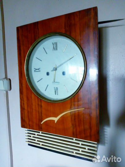 Часы настенные с боем