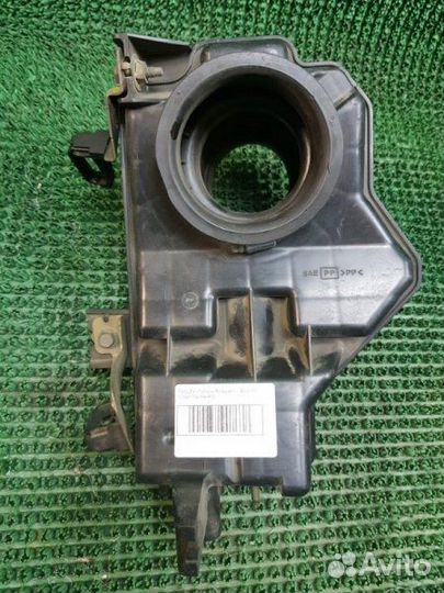 Патрубок воздушного фильтра Nissan Maxima A33