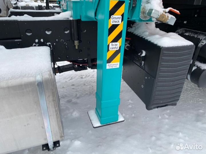 КамАЗ 43118-3027-50 с КМУ, 2023