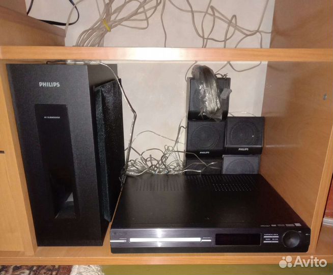 Аудиосистема с полочной акустикой Philips