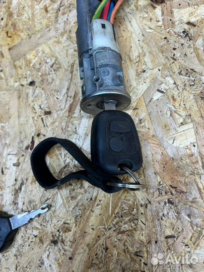 Замок зажигания Peugeot 206 206 1.4 2007