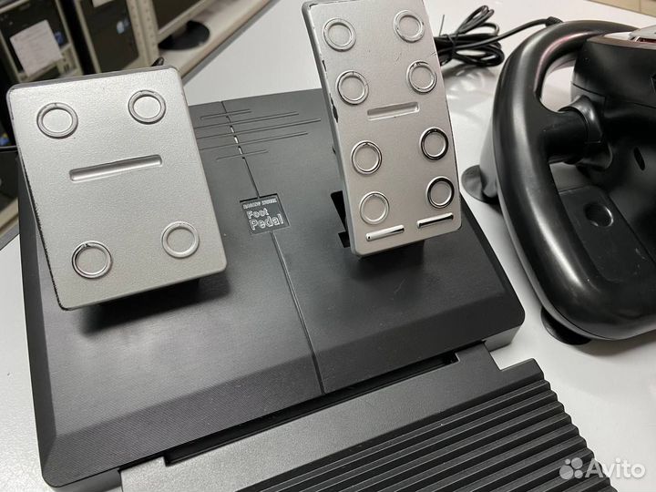 Руль sven GC-W800 черный