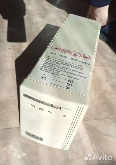 Ибп 220В Powercom KIN-625