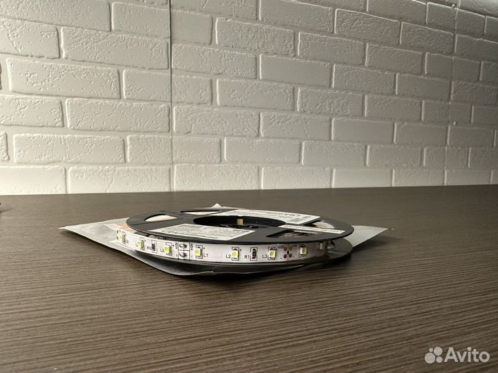 Apeyron светодиодная лента дневной белый