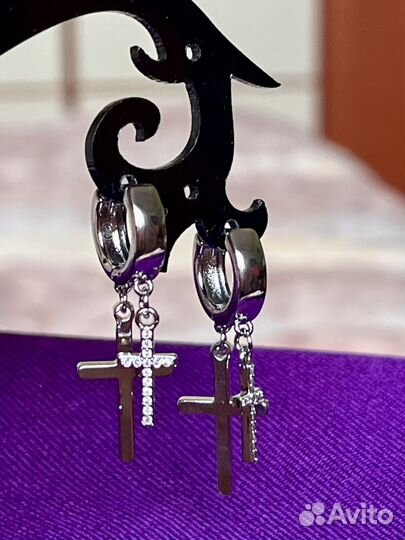 Серьги с крестиками
