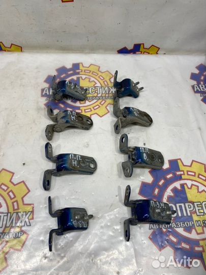 Петли дверей Toyota Rav4 хэтчбек 1AZ 2003