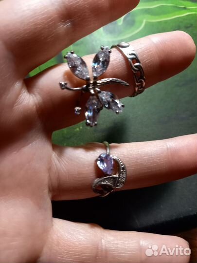 Серьги и кольца из серебра