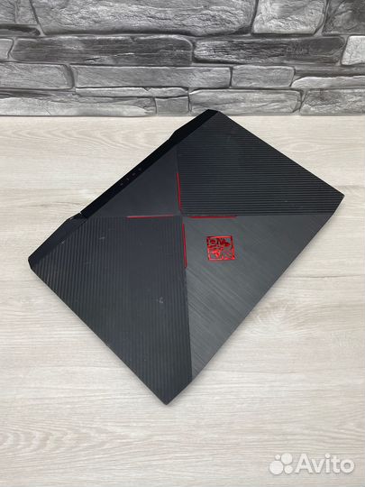 Игровой Ноутбук HP omen 15-ce002TX