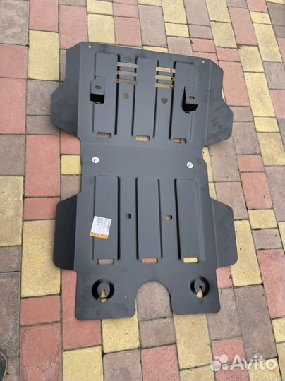 Защита двигателя Toyota hilux 15/20,fortuner 17/20