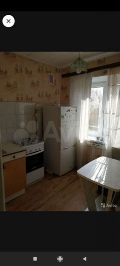 2-к. квартира, 46 м², 4/4 эт.