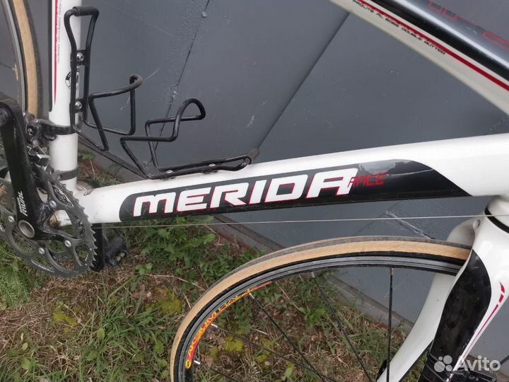 Карбоновый шоссейный велосипед Merida